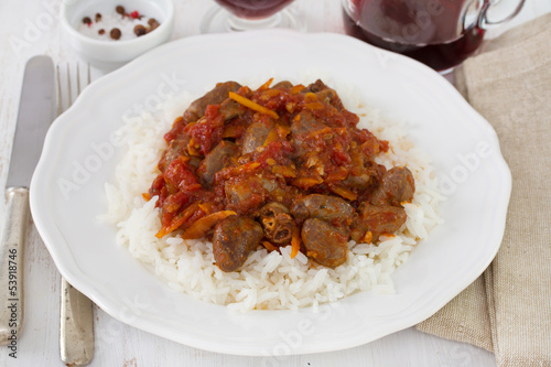 chicken hearts with rice and red wine