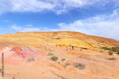Color sand valley
