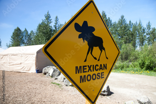 Meixcan Moose Sign
