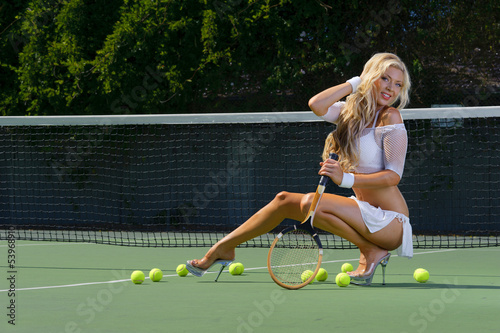 Sexy tennis girl © nickvango