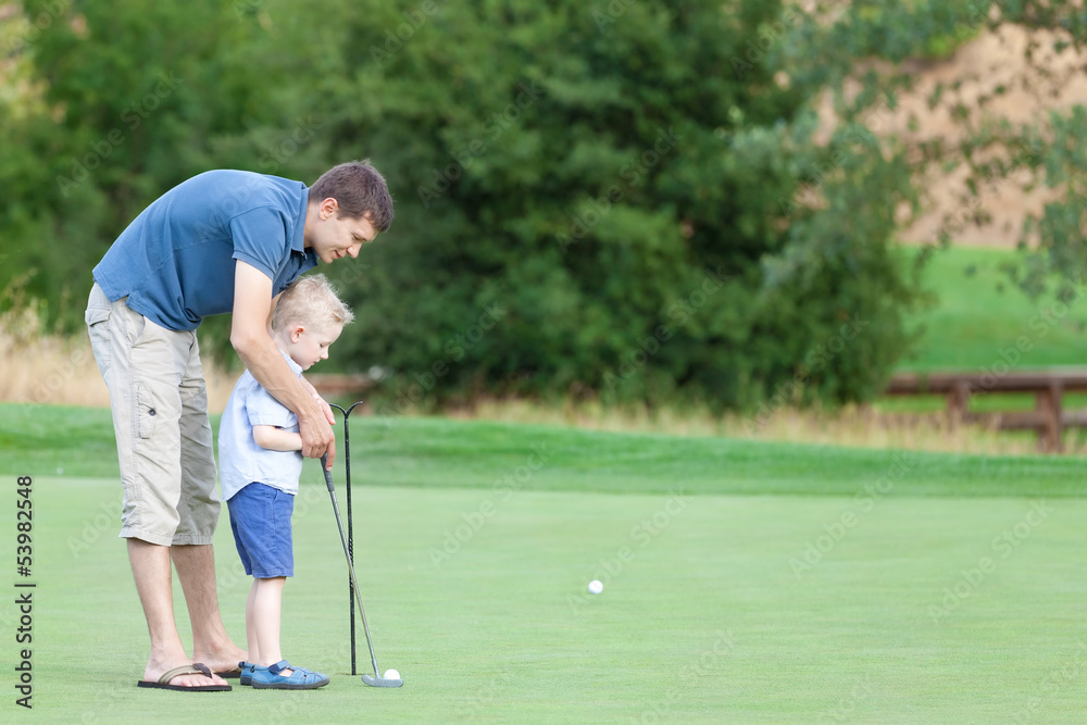 Fototapeta premium family of two at the golf course