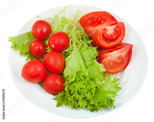 green lettuce and red tomatoes