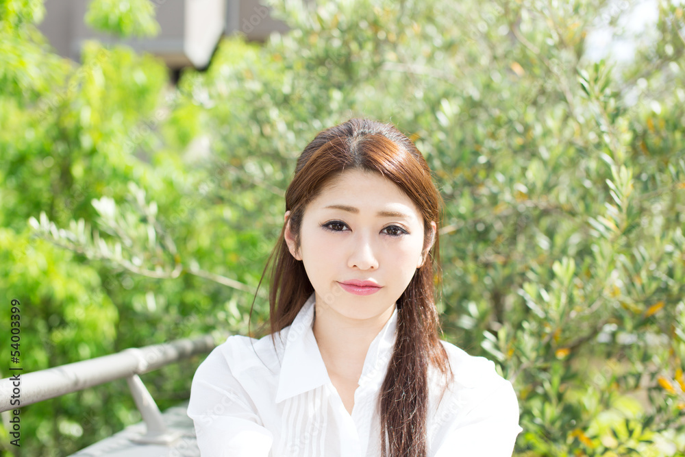 爽やかな女性 爽やかな女性