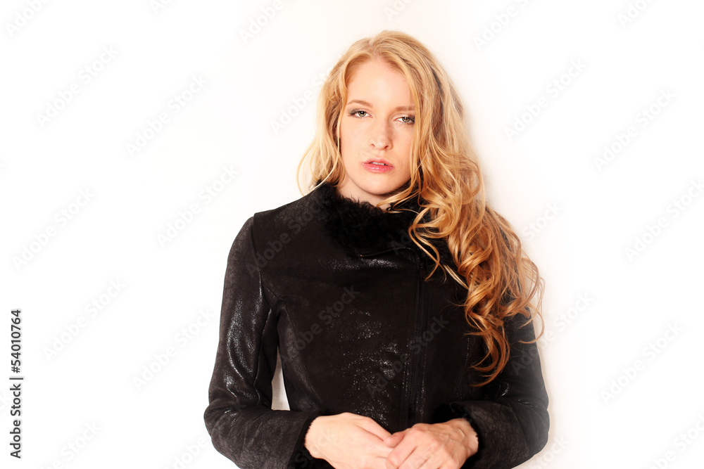 hübsche Frau mit Jacke Portrait hübsche Frau mit Jacke Portrait