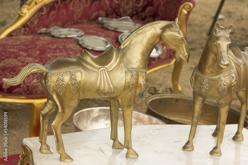 golden horse figures