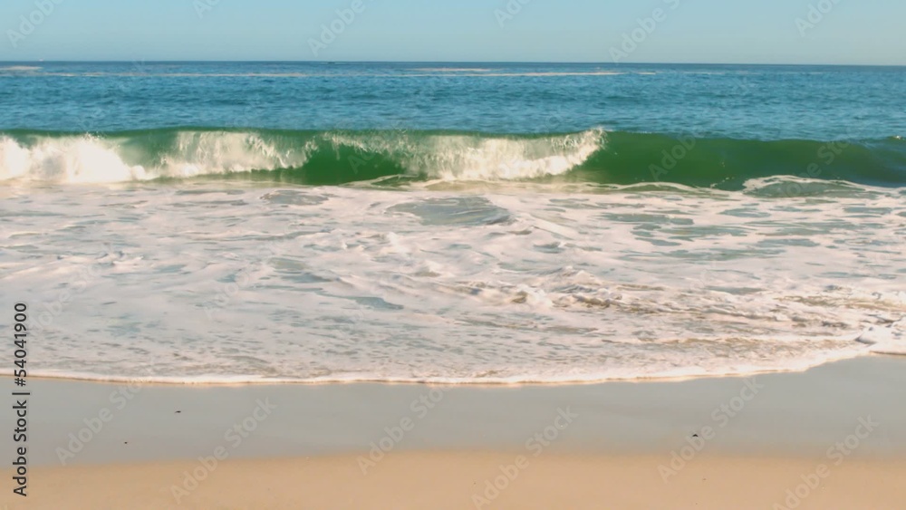 Waves crushing on the beach Waves crushing on the beach