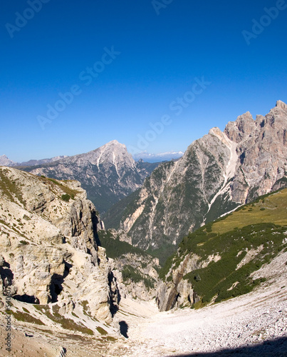 Croda Rossa (Hohe Gaisl) und Haunoldgruppe - Dolomiten - Alpen photo