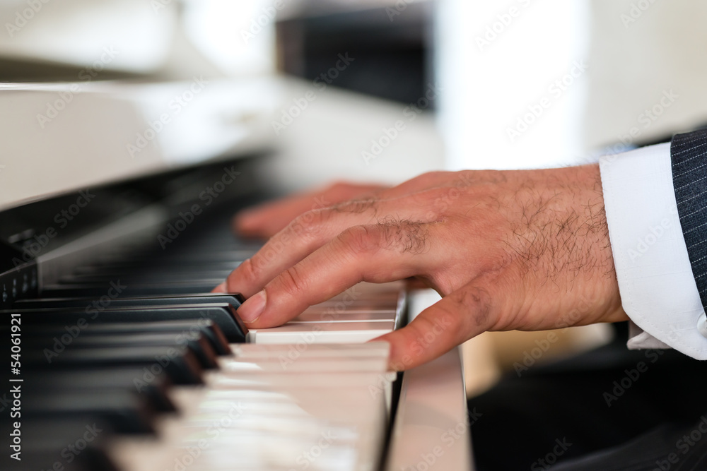 Fototapeta premium Piano player in a fine restaurant