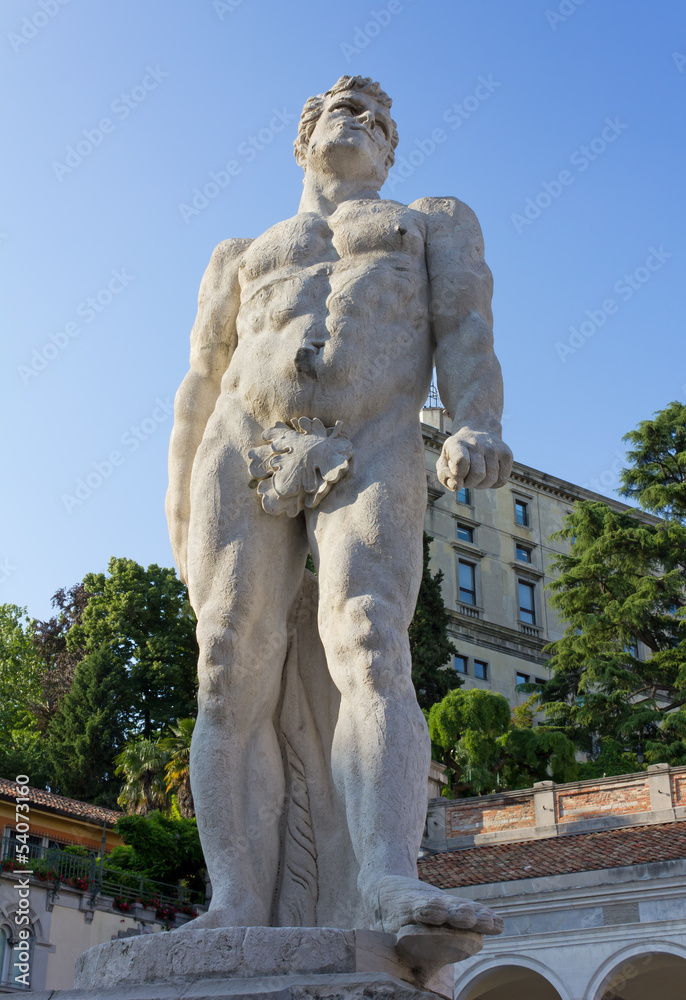 Fototapeta premium Hercules Statue in Udine