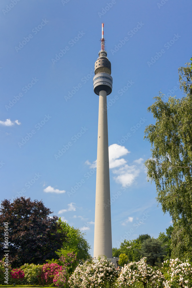 Fototapeta premium Fernsehturm in Dortmund