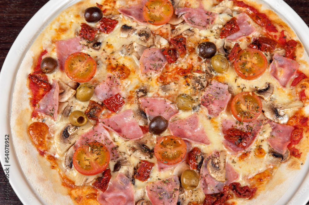 pizza with ham and mushrooms pizza with ham and mushrooms