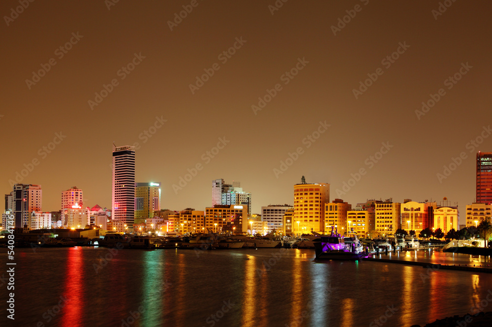 Obraz premium Beautiful illuminated Al Fateh Highway Highrise buildings