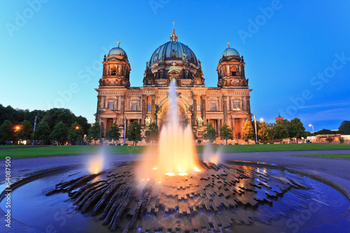 Canvas Print Berlin Cathedral at night, Berlin, Germany