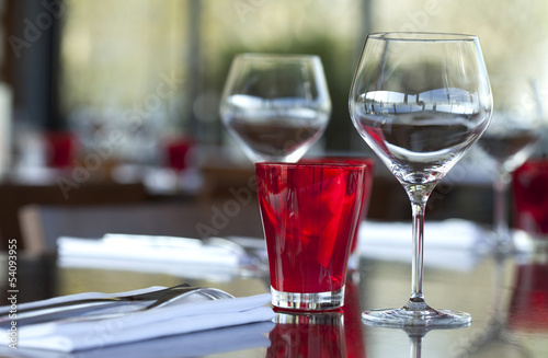 Table, restaurant, bistro, verres, ambiance, style, design Fotobehang