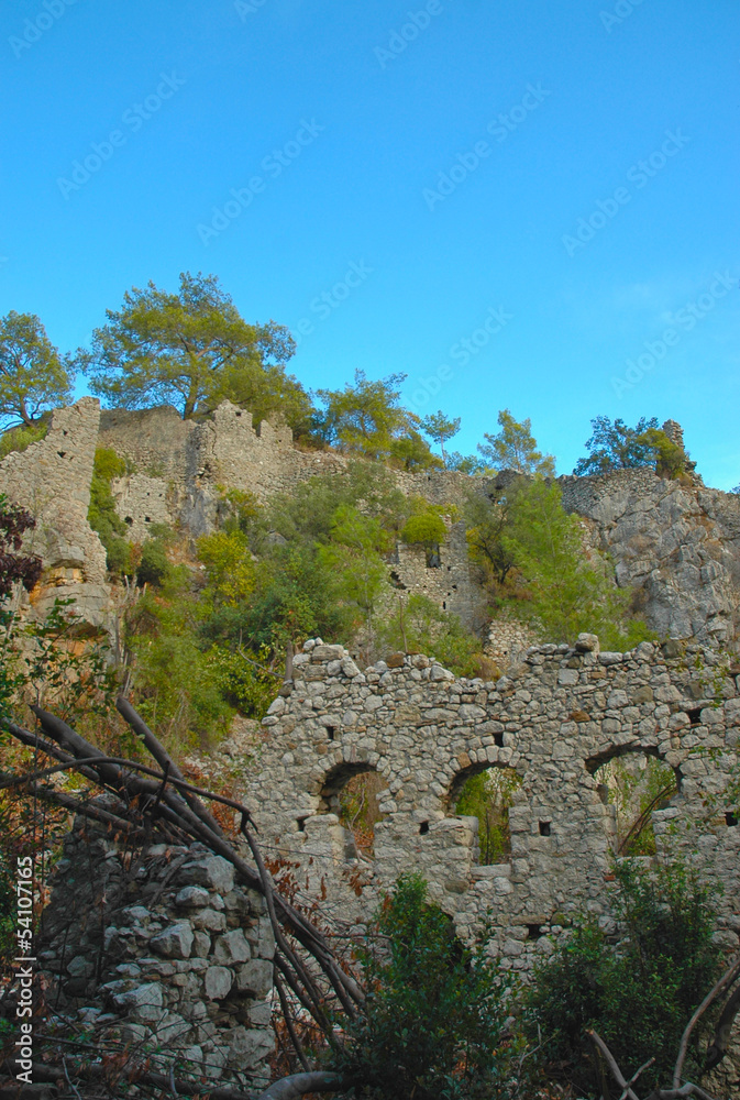 Fototapeta premium Broken Castle