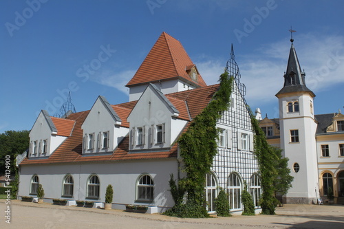 Schlosshof in Liebenberg photo