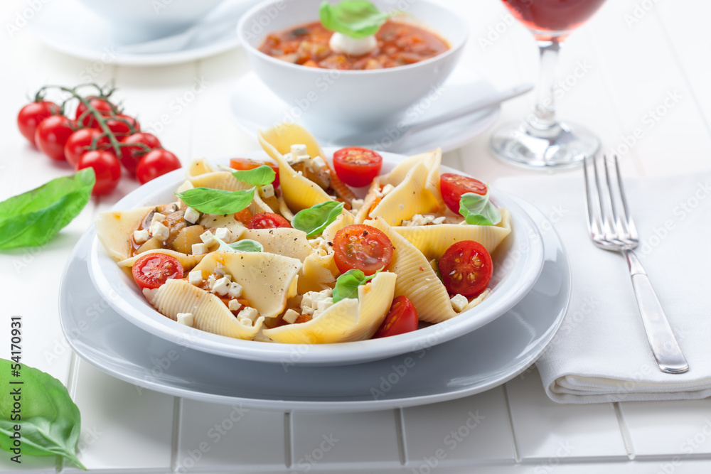 Pasta with a tomato bolognese beef sauce Pasta with a tomato bolognese beef sauce