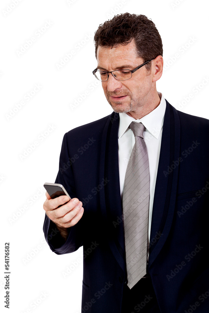 erwachsener geschäftsmann mit smartphone handy mobiltelefon erwachsener geschäftsmann mit smartphone handy mobiltelefon