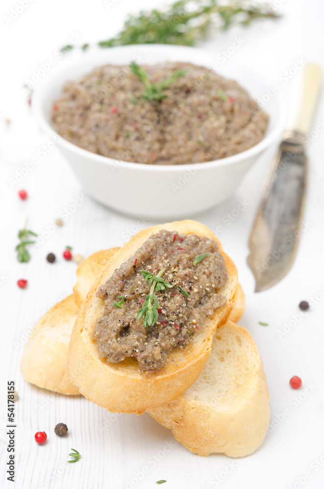 toast with mushroom pate toast with mushroom pate