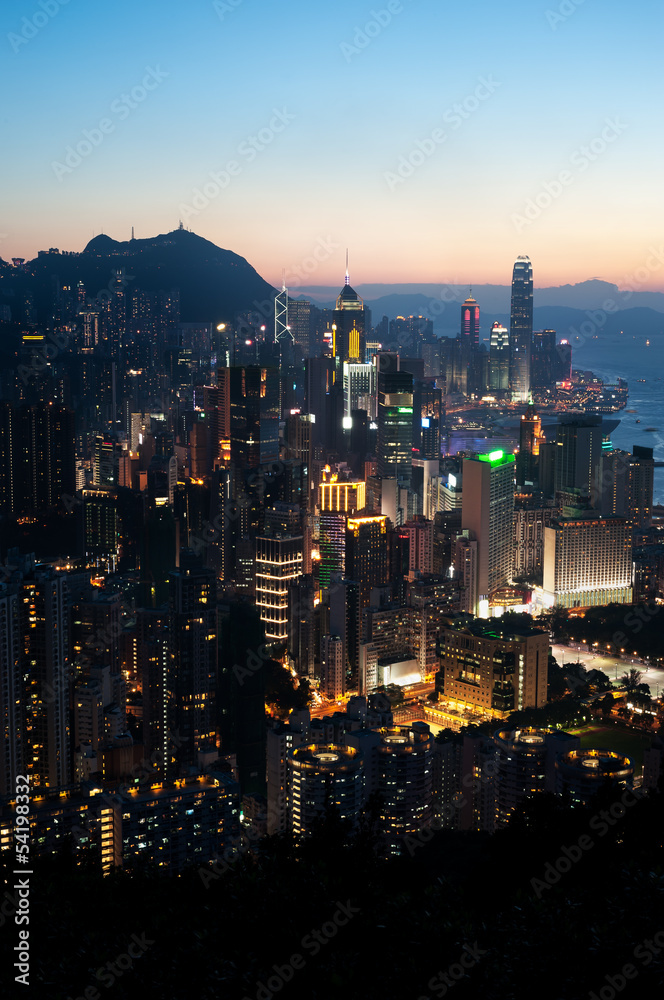 Fototapeta premium Hong Kong Island cityscape at dusk