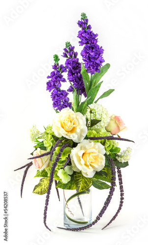 Fototapeta Naklejka Na Ścianę i Meble -  Bouquet of rose and lavender in glass vase