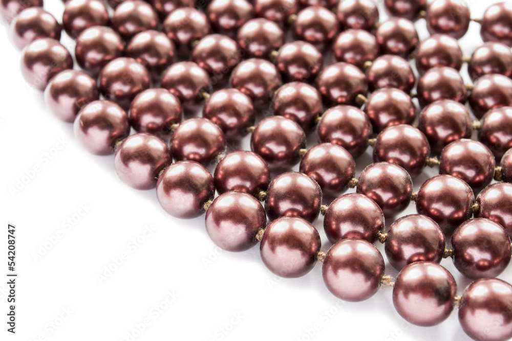 Vinous bead Vinous bead
