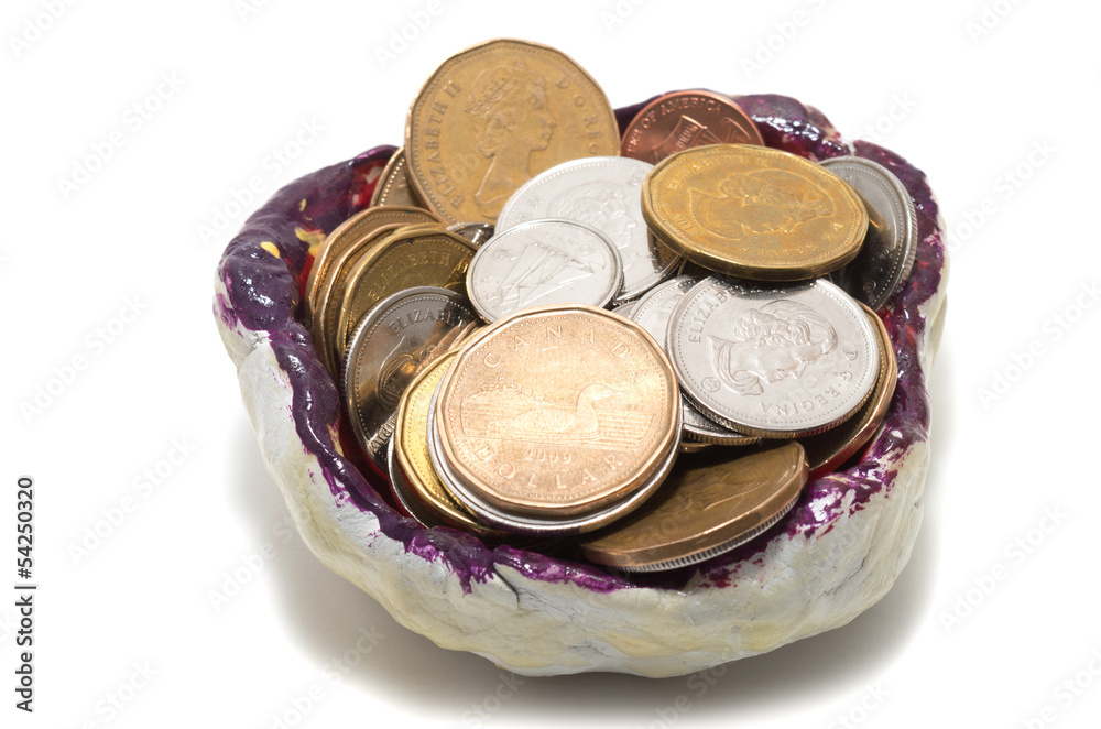 Tidy sundries tray vide-poche with Canadian coins inside Tidy sundries tray vide-poche with Canadian coins inside
