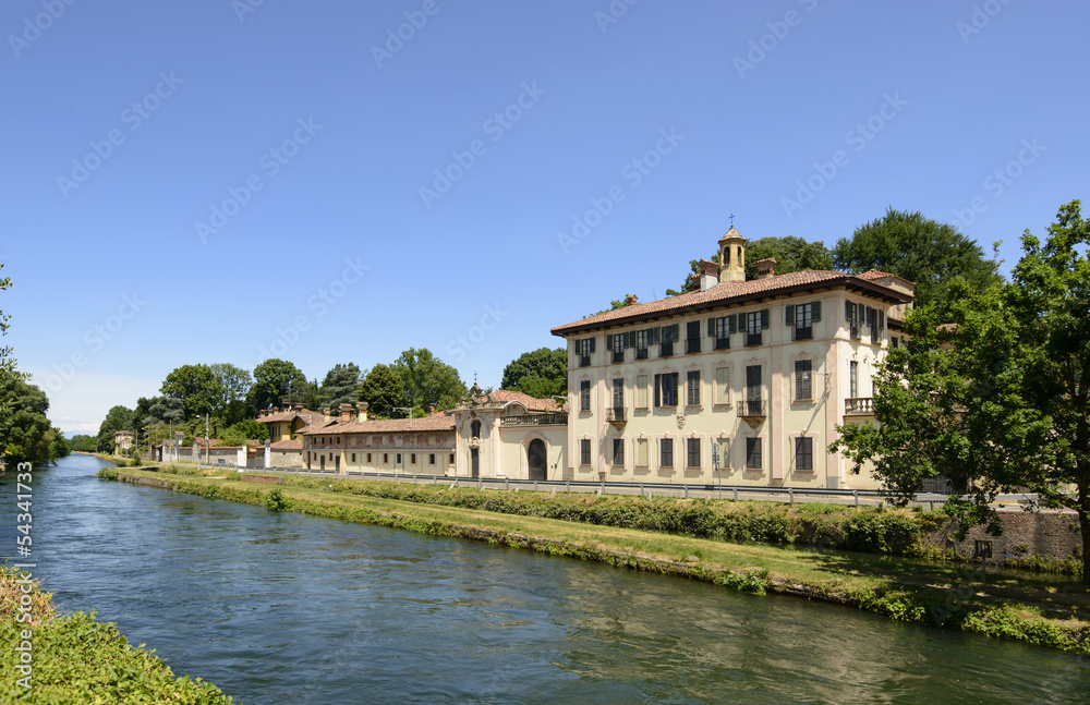 palace on canal, Cassinetta di Lugagnano