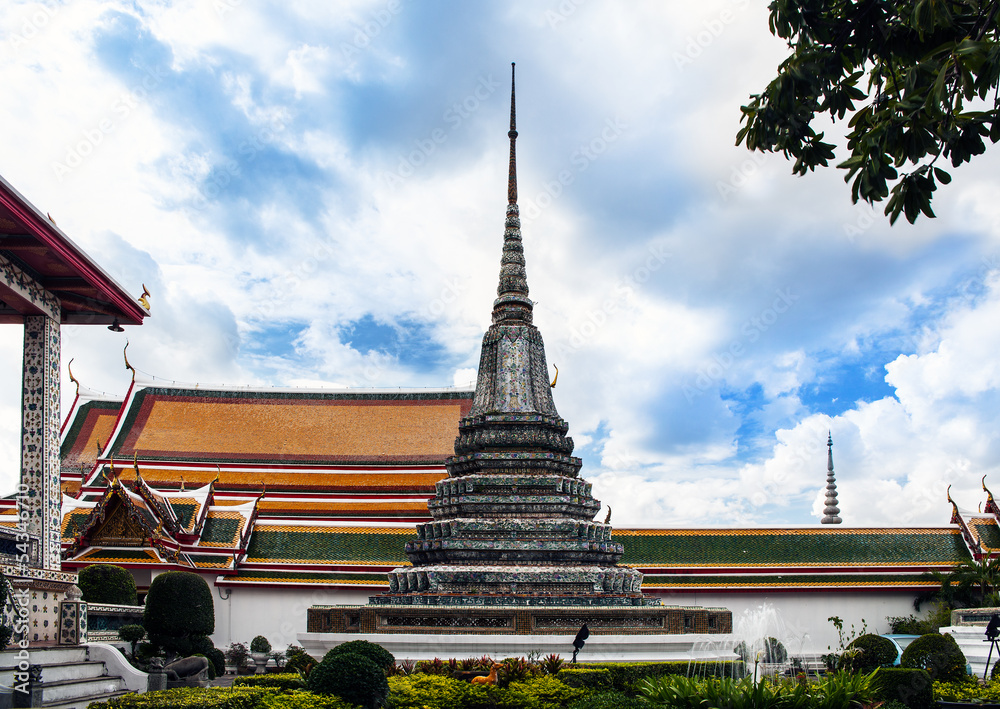 Buddhist temple - Wat Arun,attractions in Thailand.