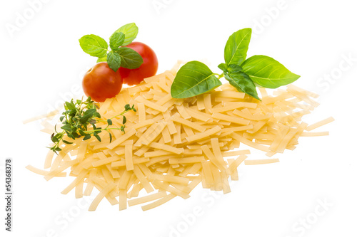 Raw macaroni