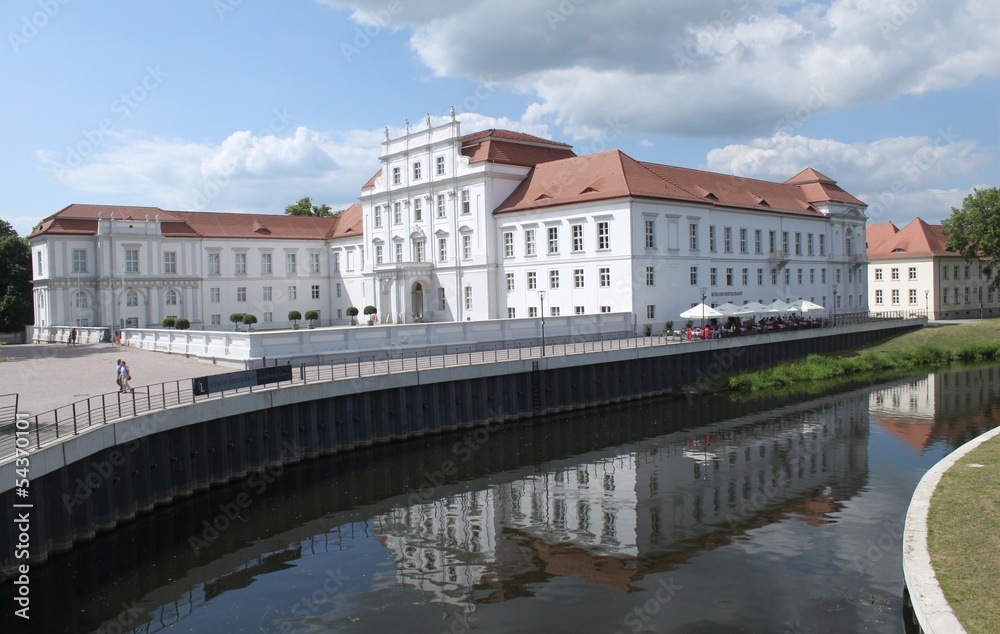 Blick zum Schloss Oranienburg bie Berlin