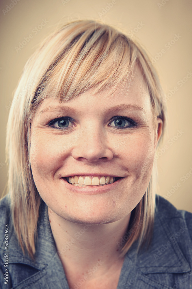 smiling portrait woman smiling portrait woman