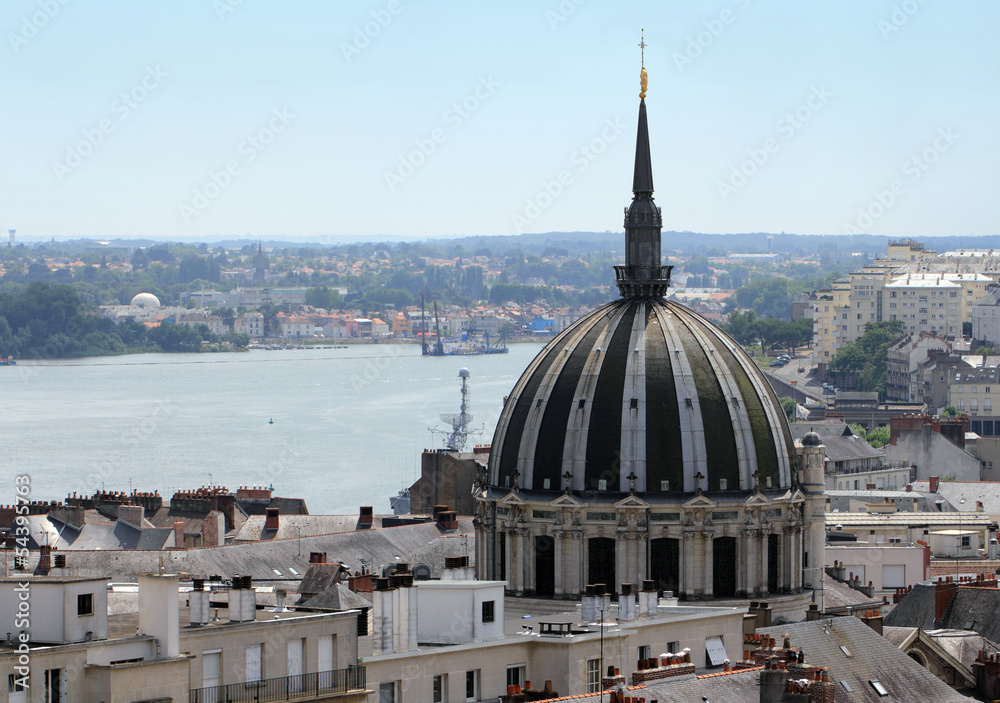 Dôme de l'église NotreDame de BonPort Nantes Photos Adobe Stock