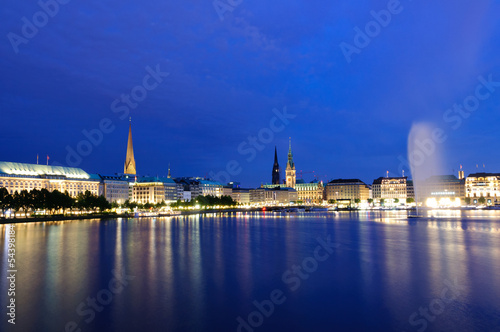 Old city of Hamburg and the Alster at dusk © Scirocco340