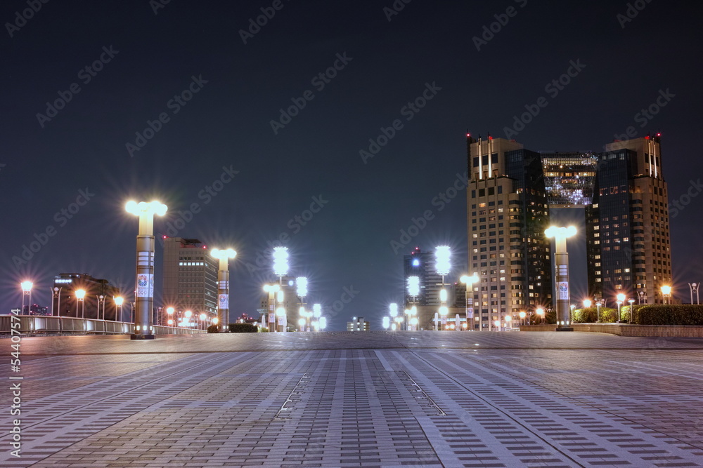 Obraz premium Widok nocny lokalizacji Odaiba