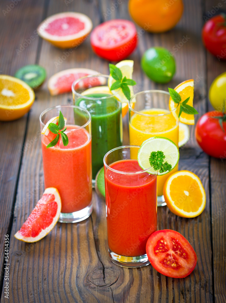 Healthy fruit and vegetable smoothie Healthy fruit and vegetable smoothie