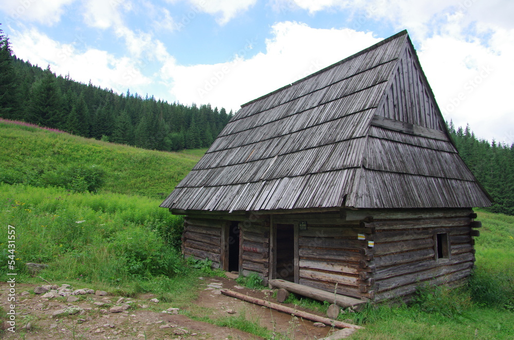 Tatry stary domek na szlaku Tatry stary domek na szlaku