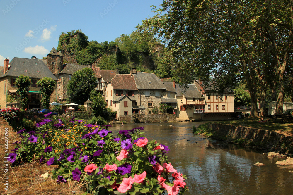 Ségur-le-Château (Corrèze)