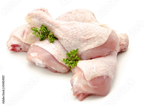 Carne de pollo cruda