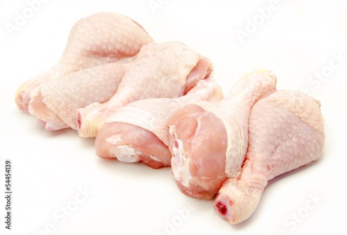 Carne de pollo cruda