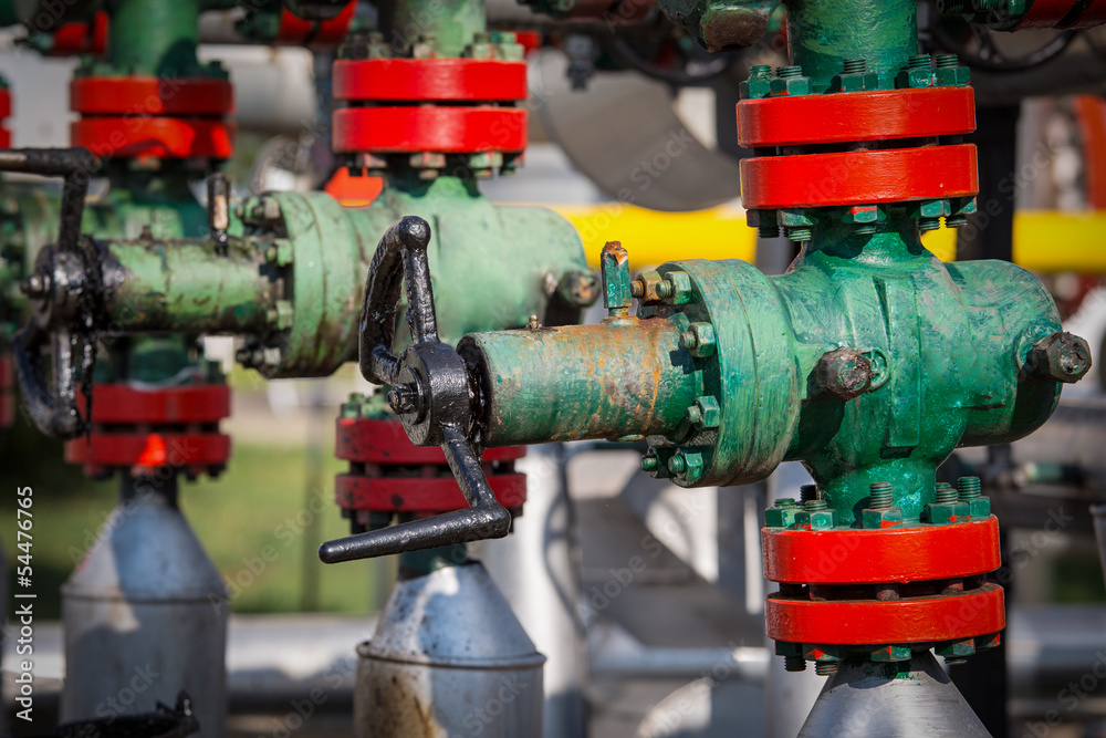 Gas valve for oil