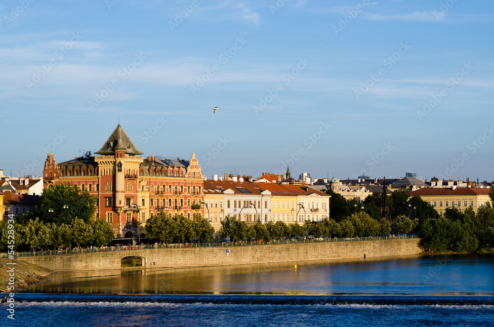 Obraz premium Prag Uferpromenade