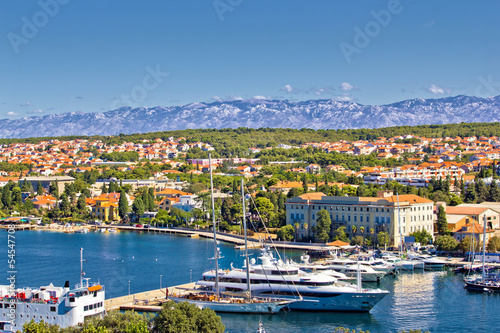 Fototapeta Naklejka Na Ścianę i Meble -  City of Zadar harbor and Velebit mountain