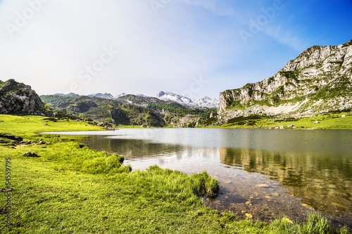 Fototapeta Naklejka Na Ścianę i Meble -  Lake Ercina, lakes of Covadonga, Asturias , Spain.