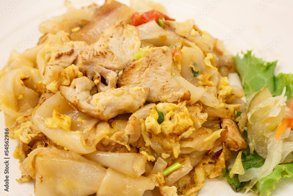 Stir fried fresh noodles with chicken and egg Stir fried fresh noodles with chicken and egg