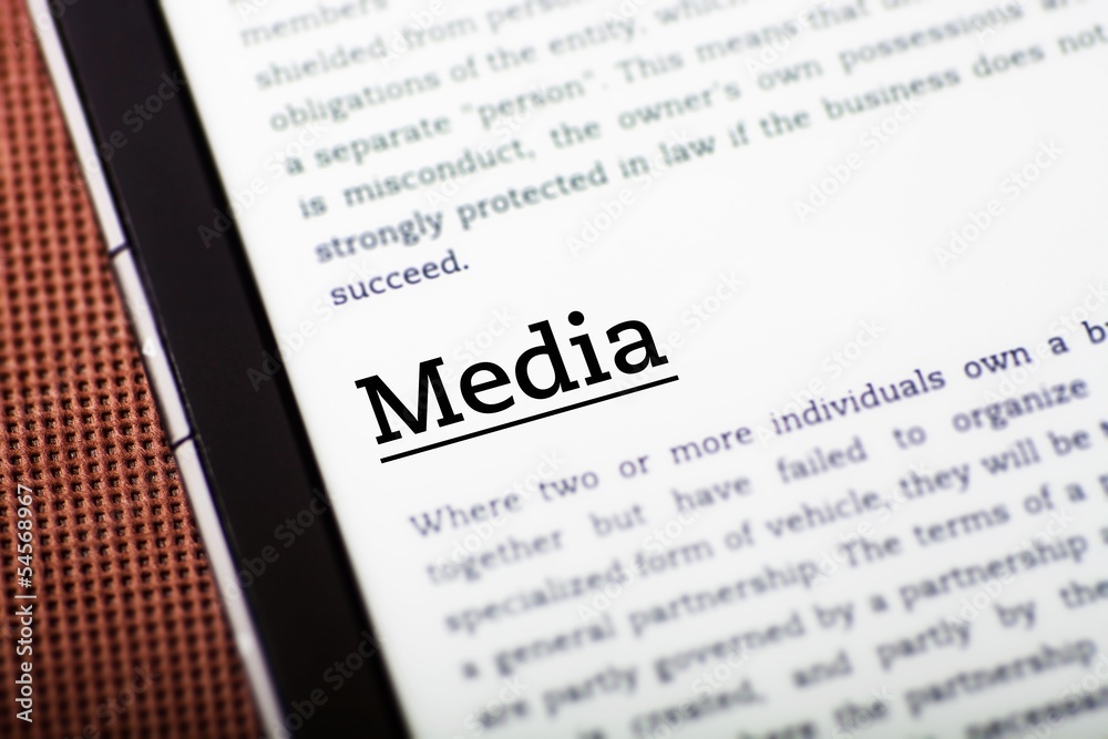 Obraz premium Media on tablet screen, ebook concept