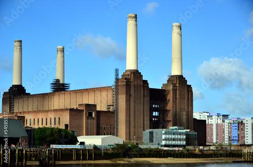 Battersea power station