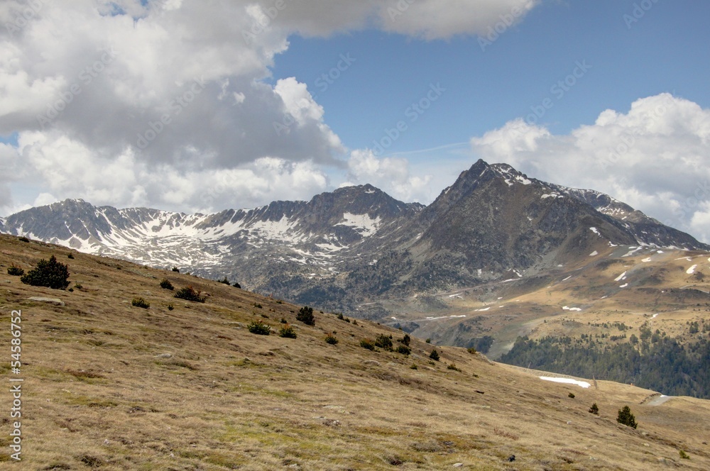 paysage de montagne en andorre