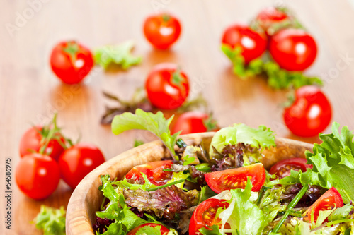 Mixed lettuce salad and tomatoes