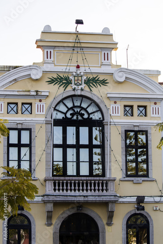 typical building architecture of Setubal